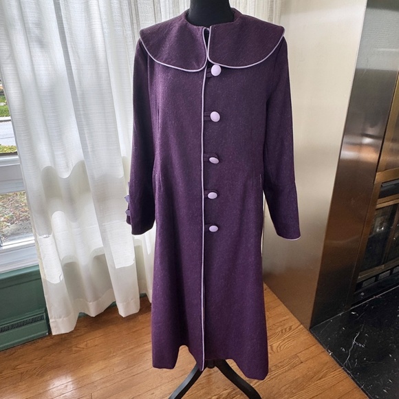 Vintage 60s coat, plum purple, lavender trim & buttons, Mod fall spring, 12/14 - Picture 1 of 12